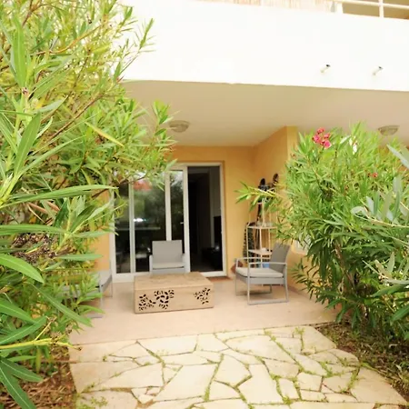 Studio Emmanuelle
